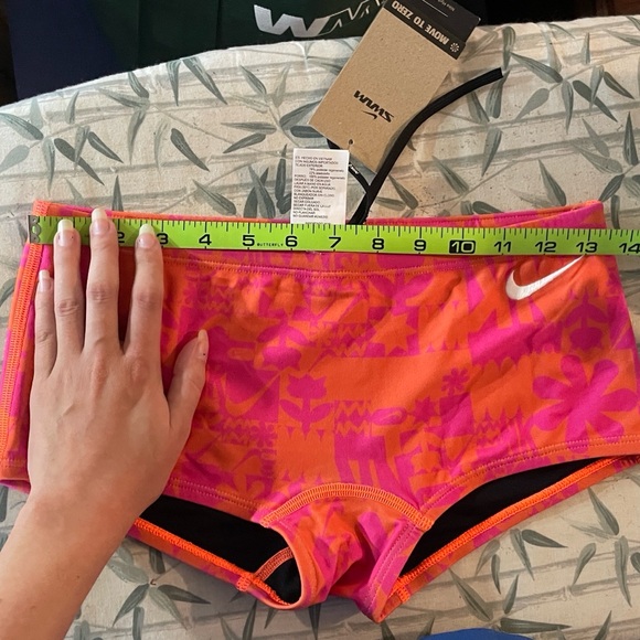 NWT Groovy Nike Swim Boyshort - Picture 4 of 6